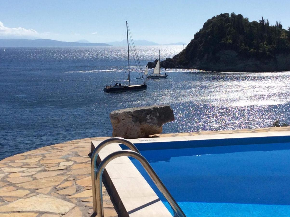 Amousso Beach Villas Marantochori Экстерьер фото