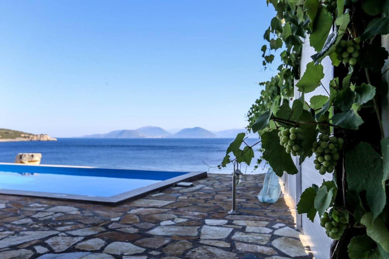 Amousso Beach Villas Marantochori Экстерьер фото