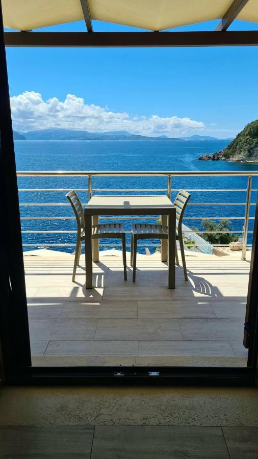 Amousso Beach Villas Marantochori Экстерьер фото