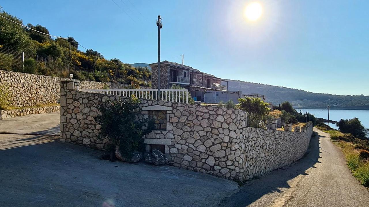 Amousso Beach Villas Marantochori Экстерьер фото